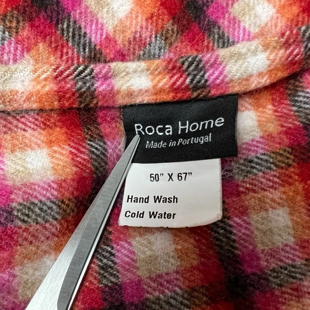 Roca Home Blanket Lambswool 50 X 67 Plaid Throw Stadium Picnic Car Cabin Red